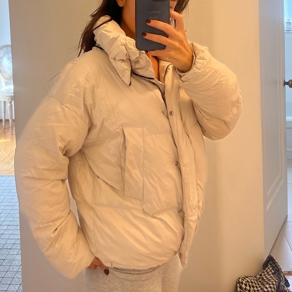 ALL SAINTS WHITE PUFFER JACKET - Picture 5 of 6